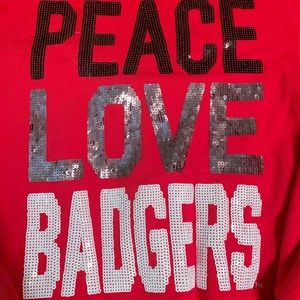 Wisconsin badgers sweatshirt